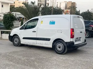 Peugeot Partenaire 2017 Black