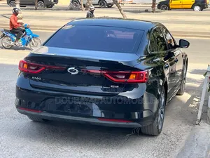 Renault Samsung SM6 2017 Blanc