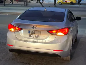 Hyundai Elantra 2014 Blanc