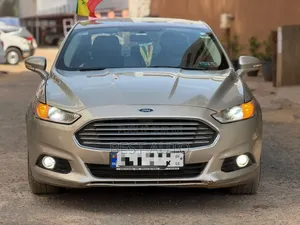 Ford Fusion 2016 Gris