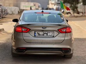 Ford Fusion 2016 Gris
