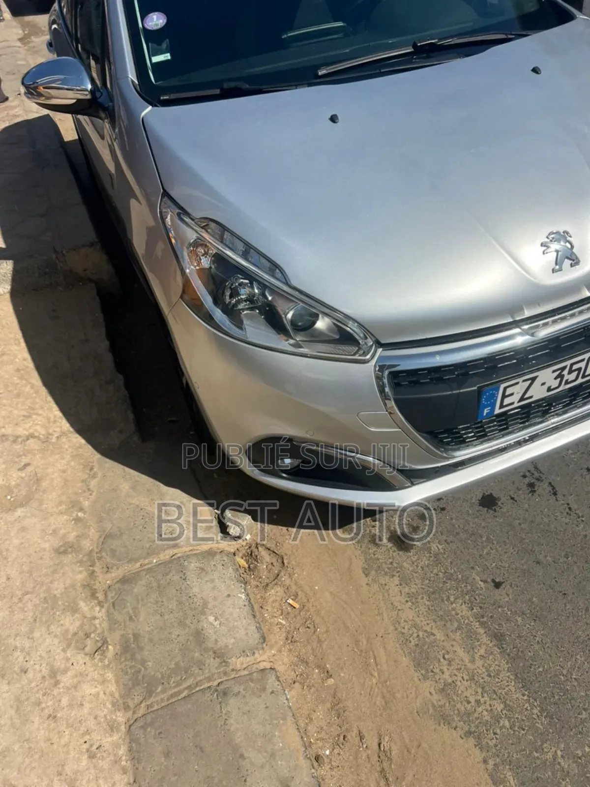 Peugeot 208 2018 Gris