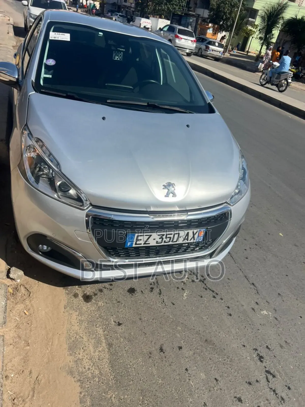 Peugeot 208 2018 Gris