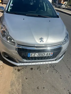 Peugeot 208 2018 Gris