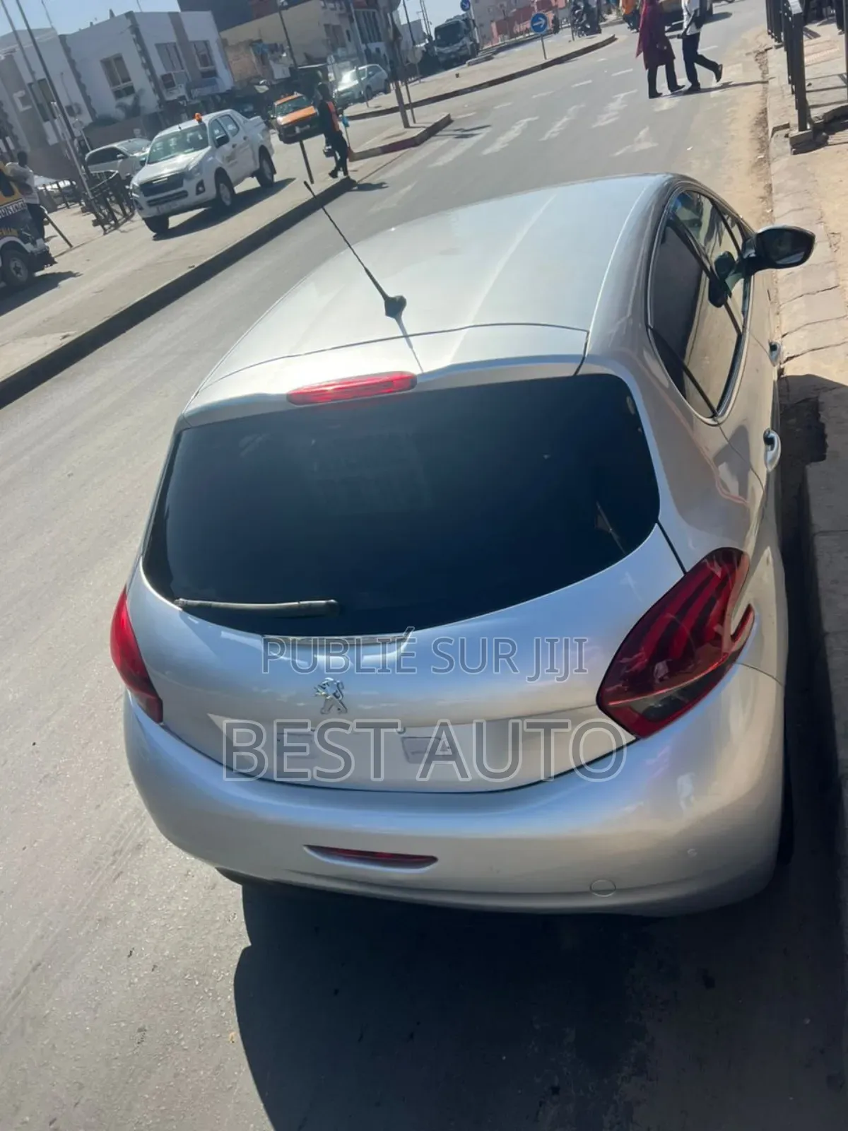 Peugeot 208 2018 Gris