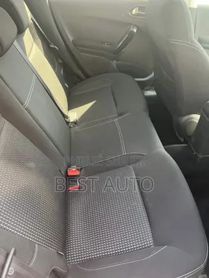 Peugeot 208 2018 Gris