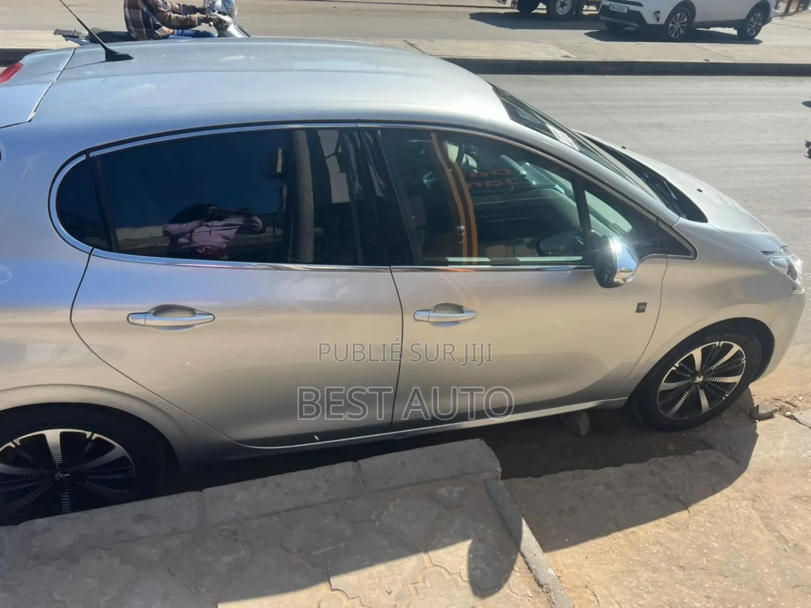 Peugeot 208 2018 Gris