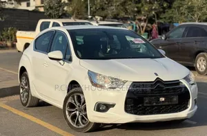 Citroen DS 4 2015 Blanc