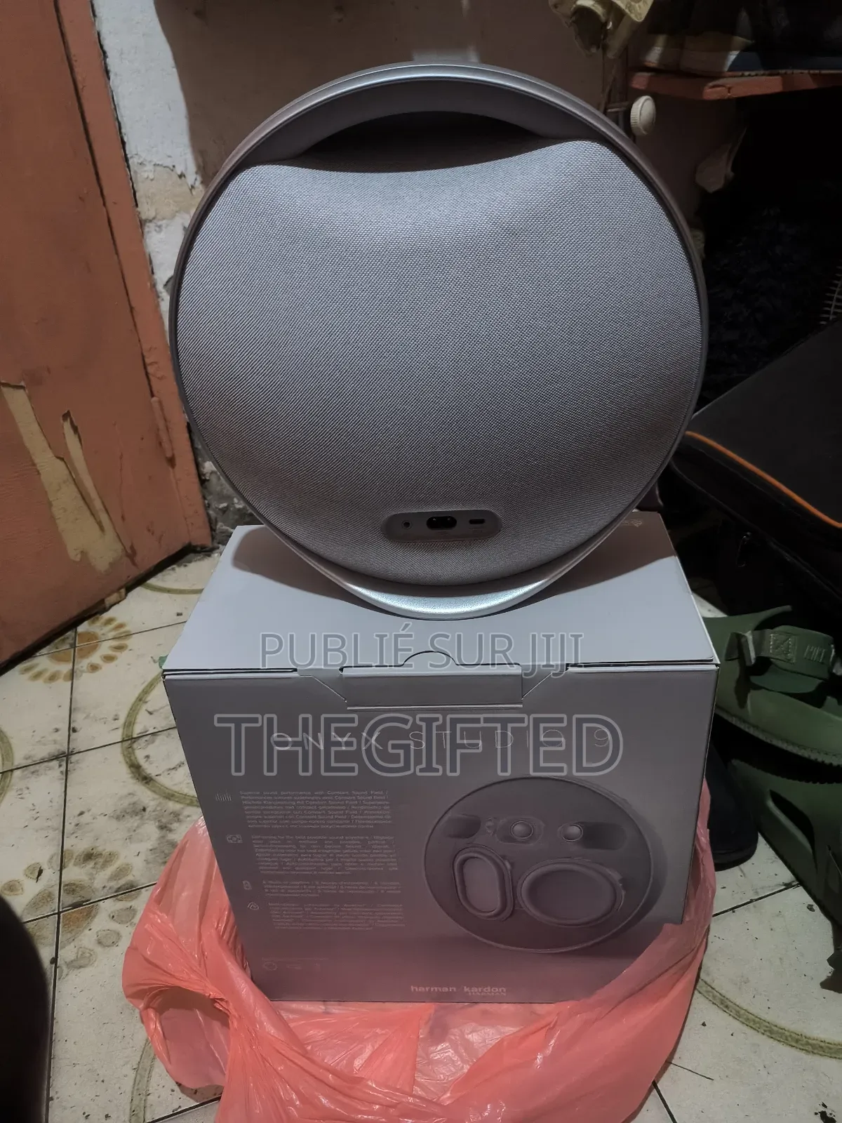 Harman Kardon Onyx Studio 9