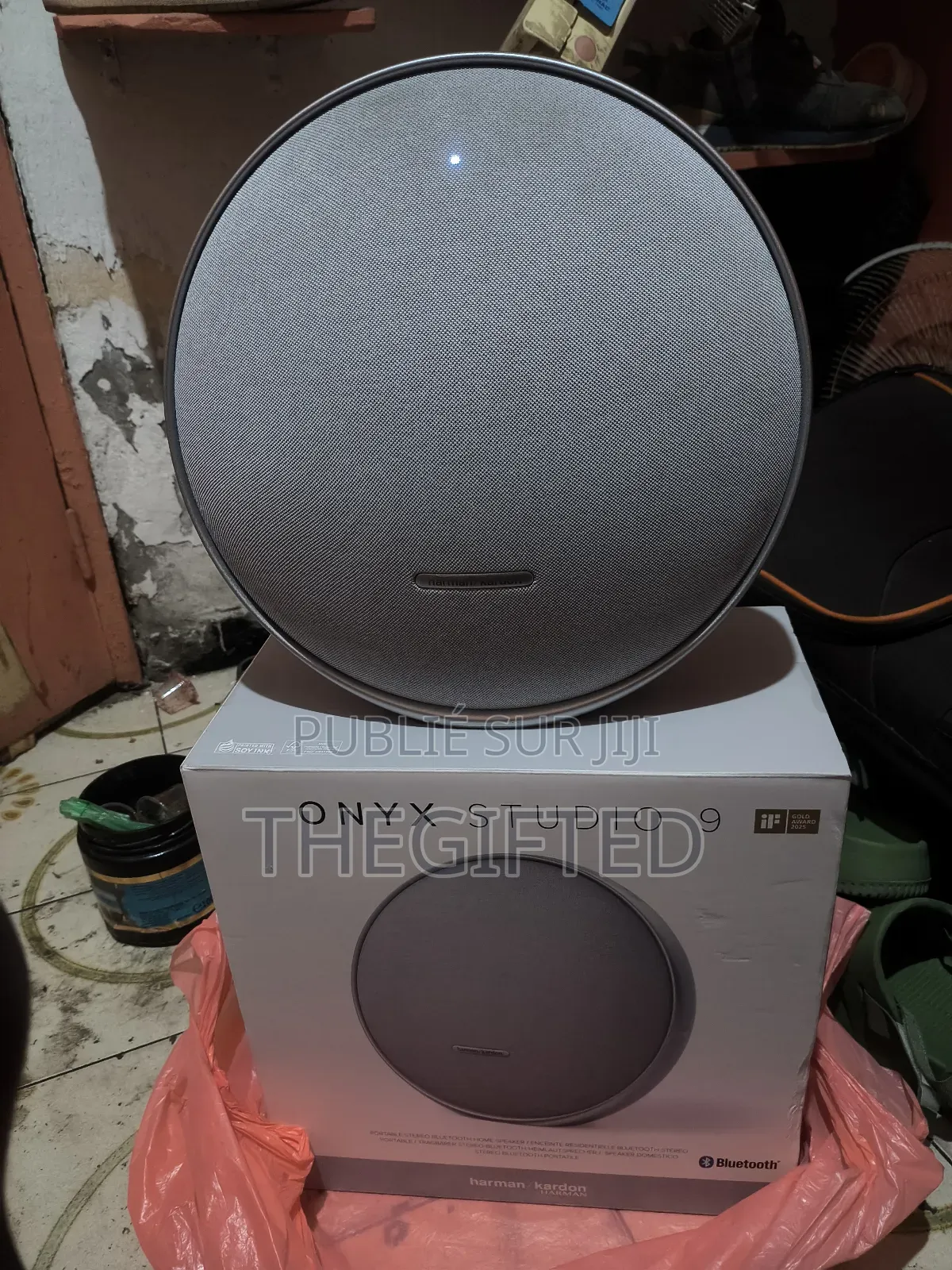 Harman Kardon Onyx Studio 9