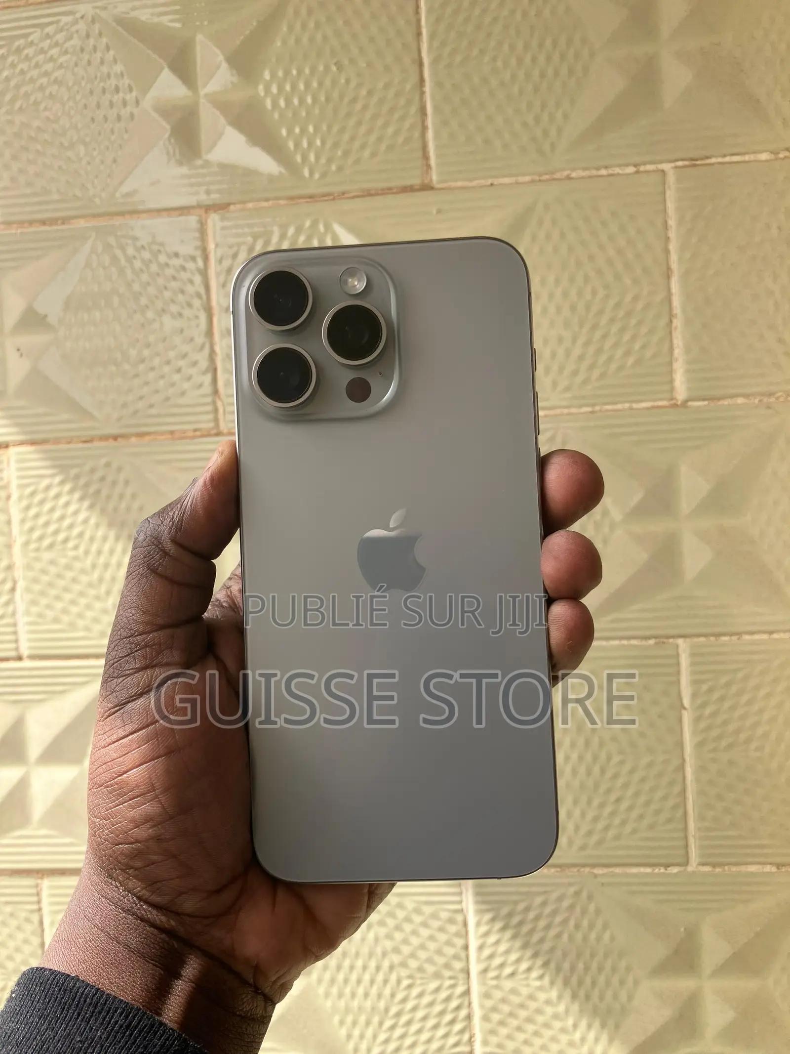 Apple iPhone 15 Pro Max 256 GB Doré