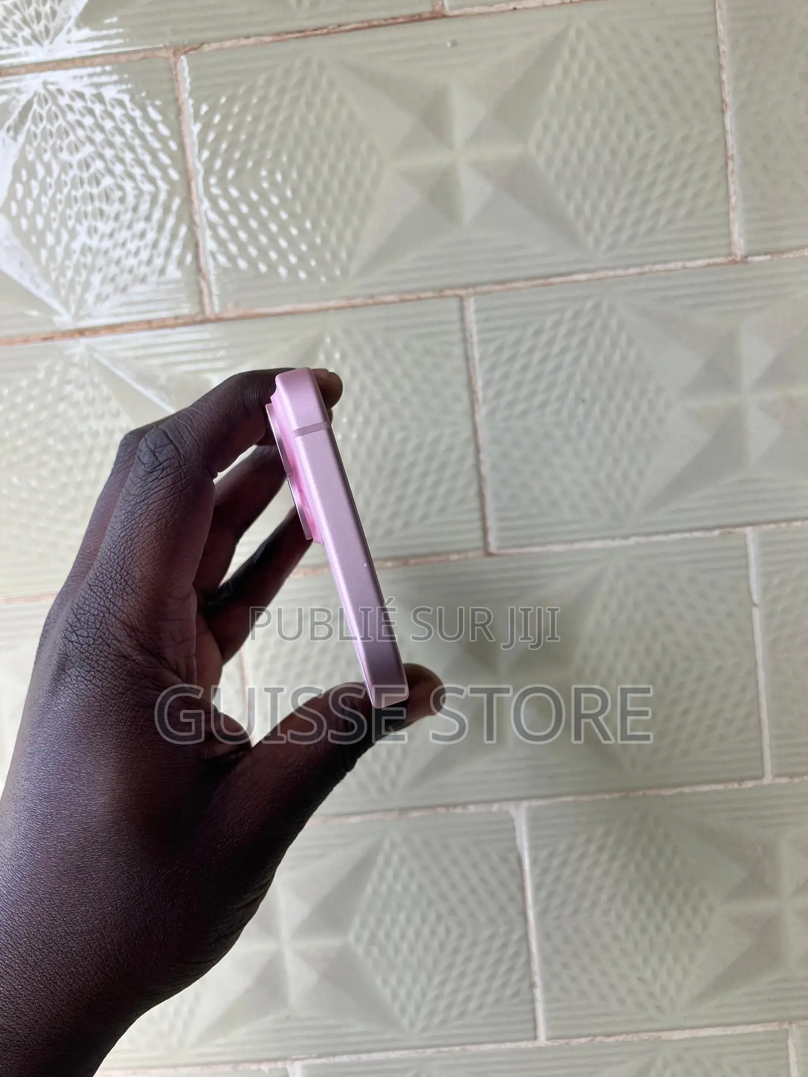 Apple iPhone 15 128 GB Rose