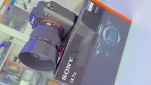 Sony Alpha A73 Avec Objectif 50mm F1.8oss