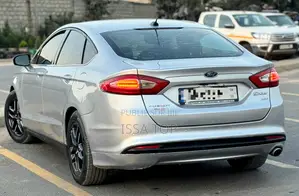 Ford Fusion 2016 Gris