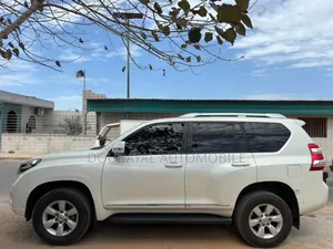Toyota Land Cruiser Prado 2018 Noir