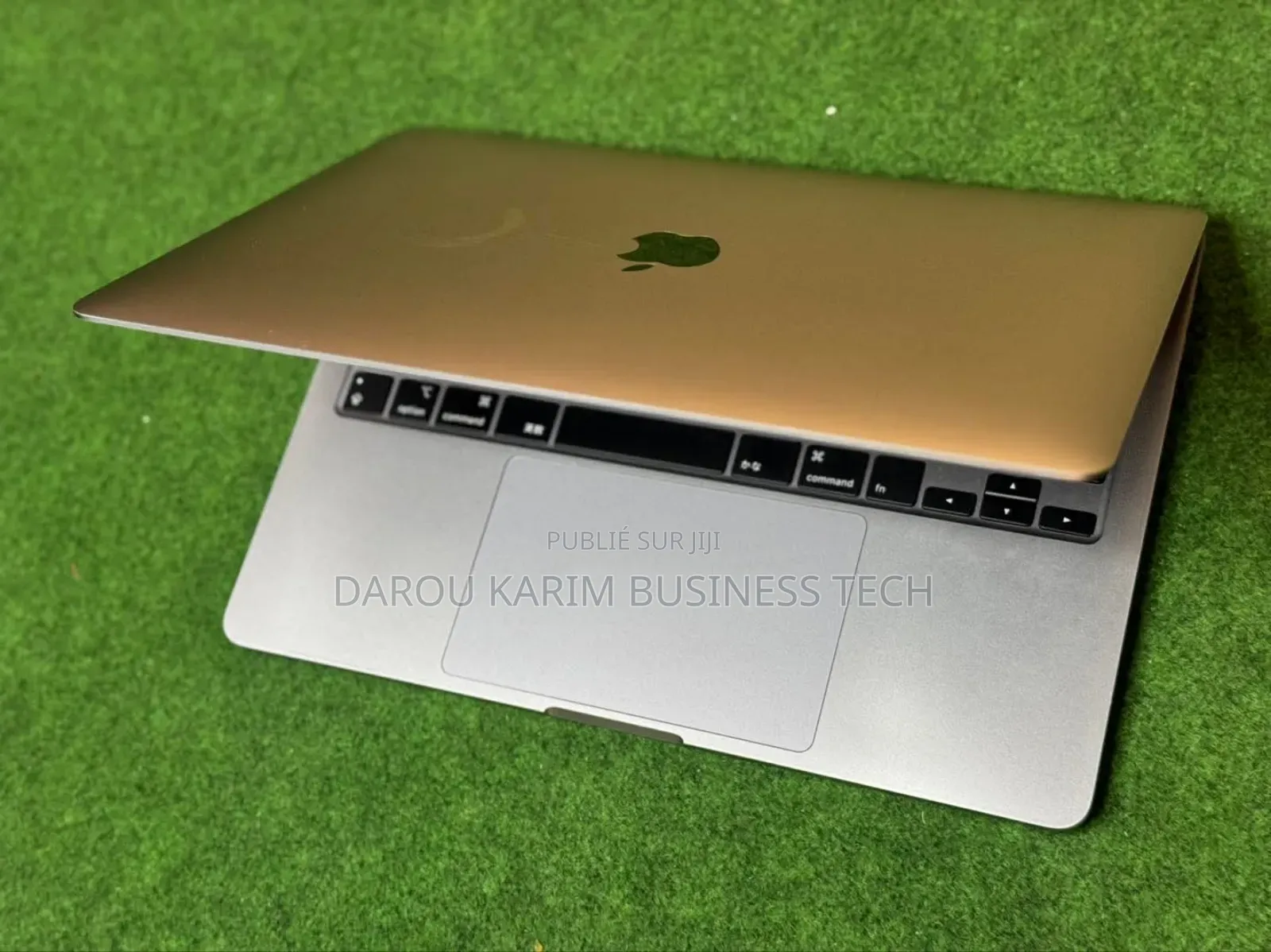 New Apple MacBook Pro 2020 16GB Intel Core I5 SSD 512GB