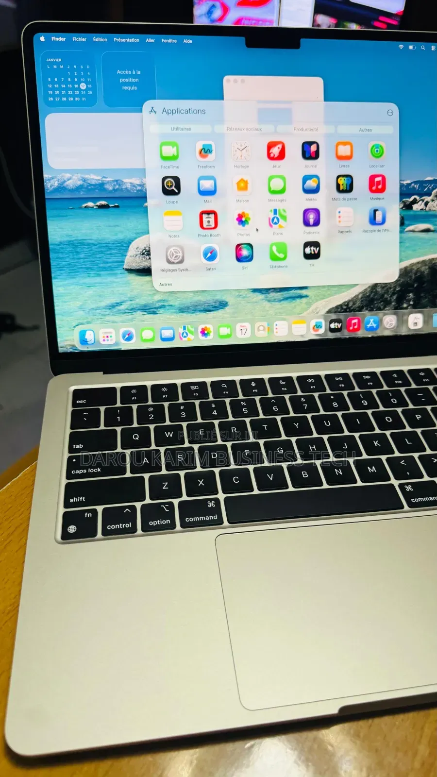 New Apple MacBook Air 2022 M2 16GB Apple M2 SSD 256GB