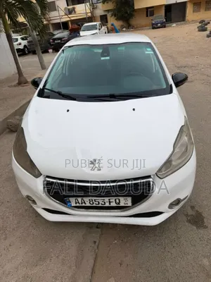 Peugeot 208 2014 Blanc