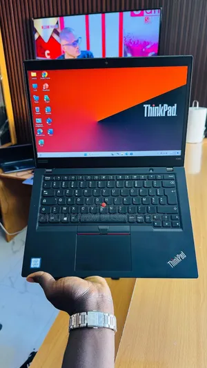 New Lenovo ThinkPad X390 8GB Intel Core I5 SSD 256GB