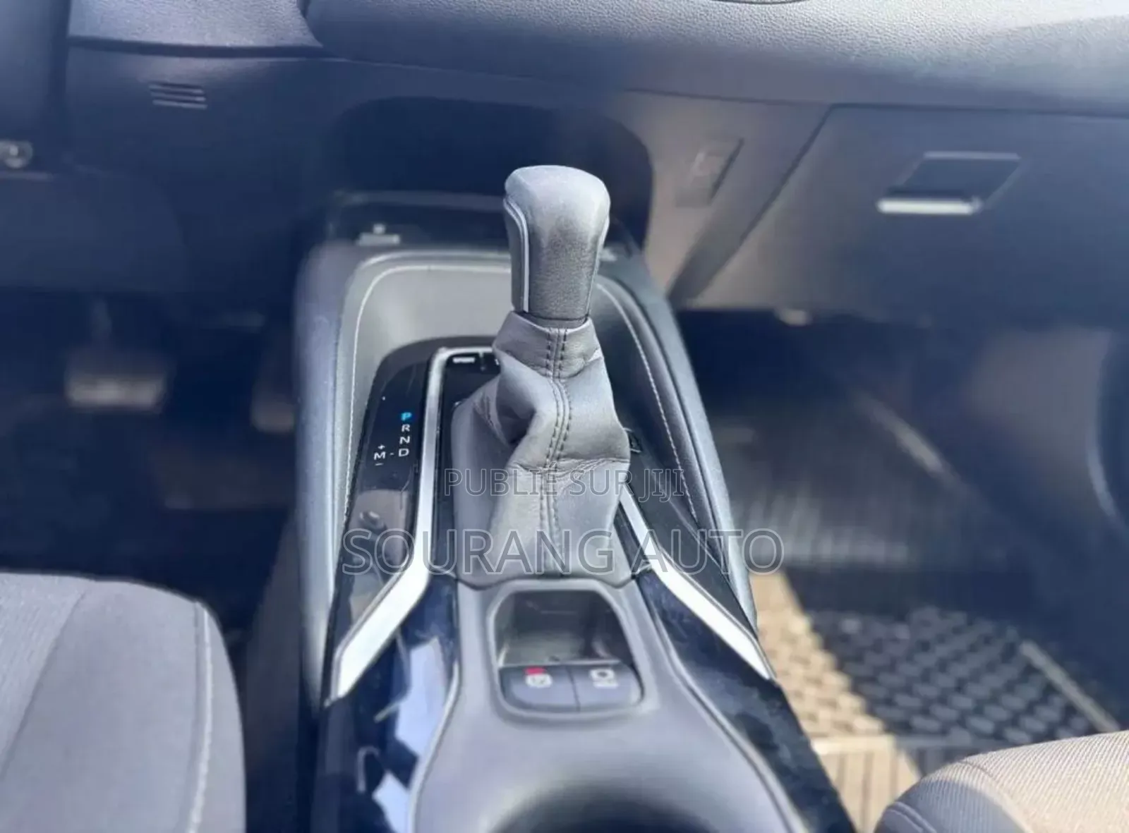 Toyota Corolla SE 2020 Blanc