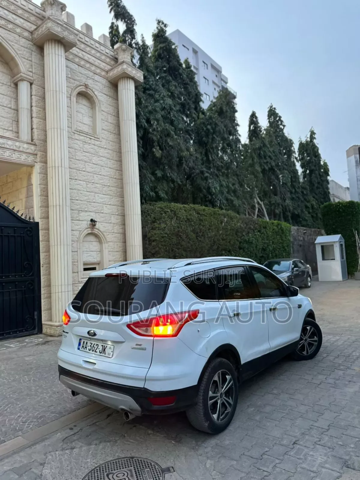 Ford Escape SE 4dr SUV (1.6L 4cyl Turbo 6A) 2014 Blanc