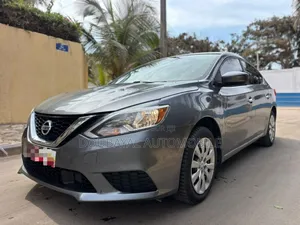 Nissan Sentra 2018 Gris