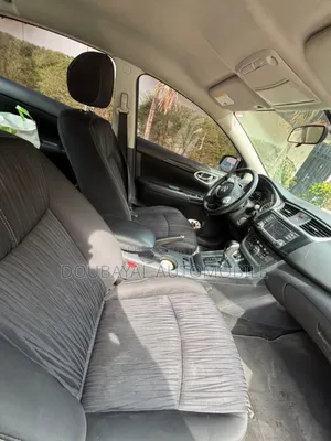 Nissan Sentra 2018 Gris