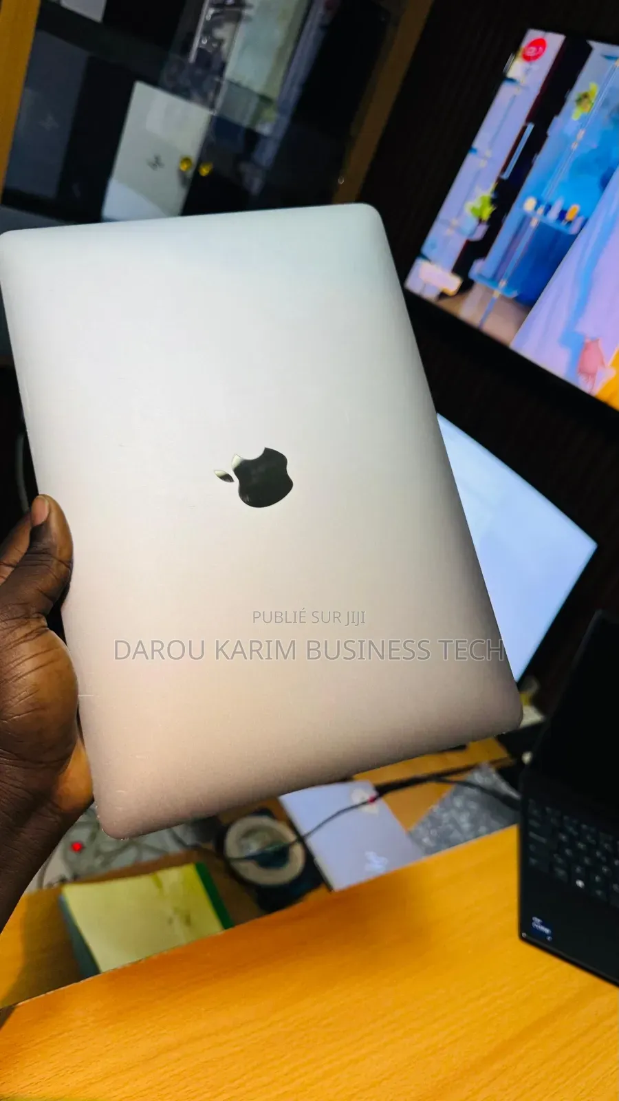 New Apple MacBook Pro 2020 M1 16GB Apple M1 SSD 256GB