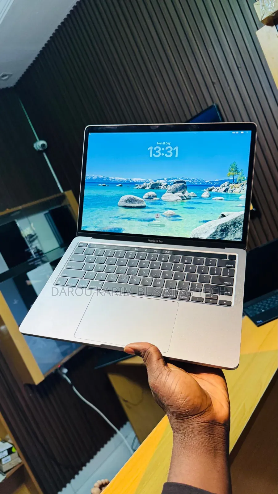 New Apple MacBook Pro 2020 M1 16GB Apple M1 SSD 256GB