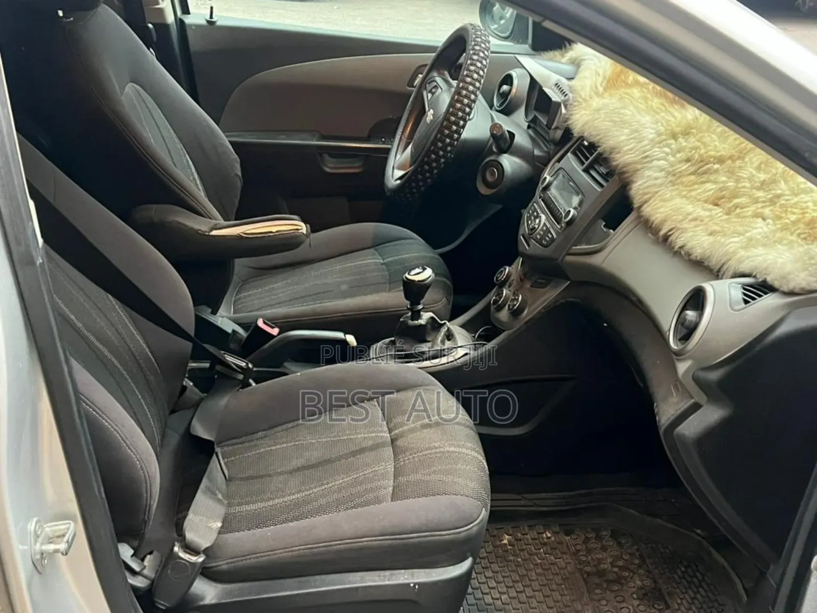 Chevrolet Sonic 2012 Gris