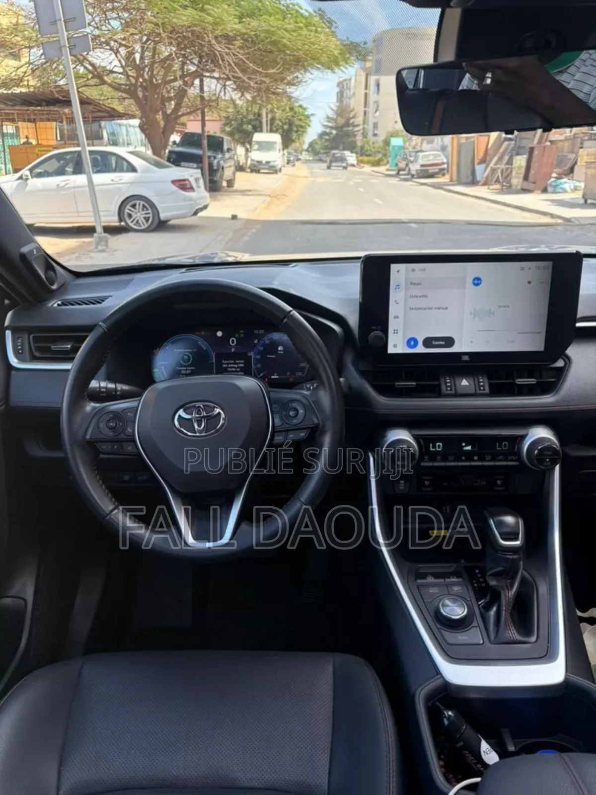 Toyota RAV4 2025 Gris