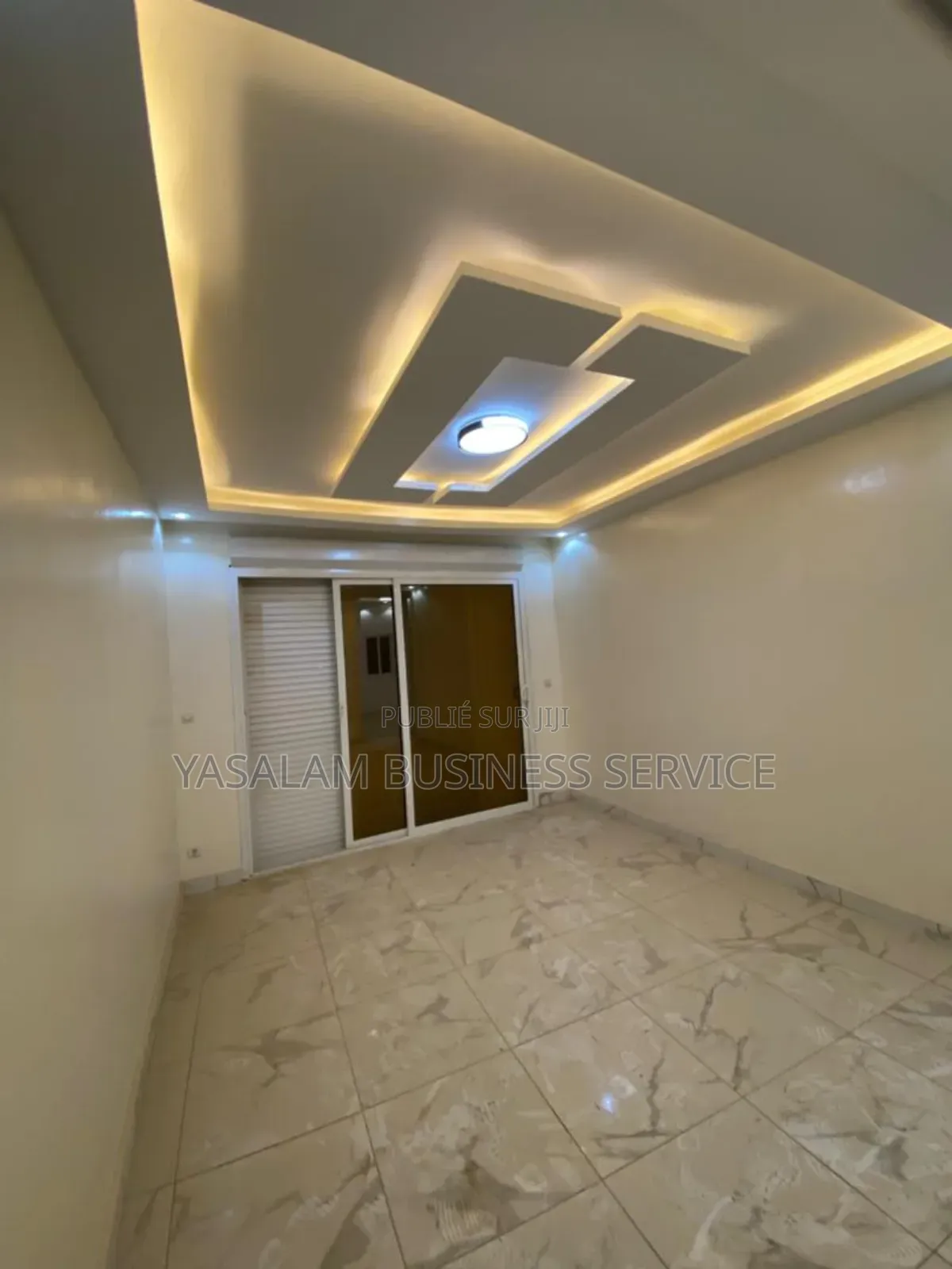 3chbre Appartement dans Yasalam Business, Ouakam à Louer