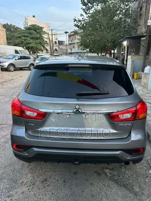 Mitsubishi RVR 2018 Gris