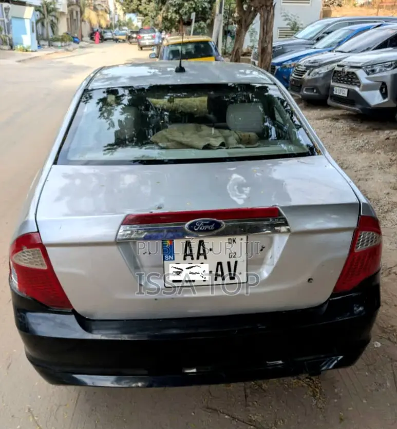 Ford Fusion 2012 Gris