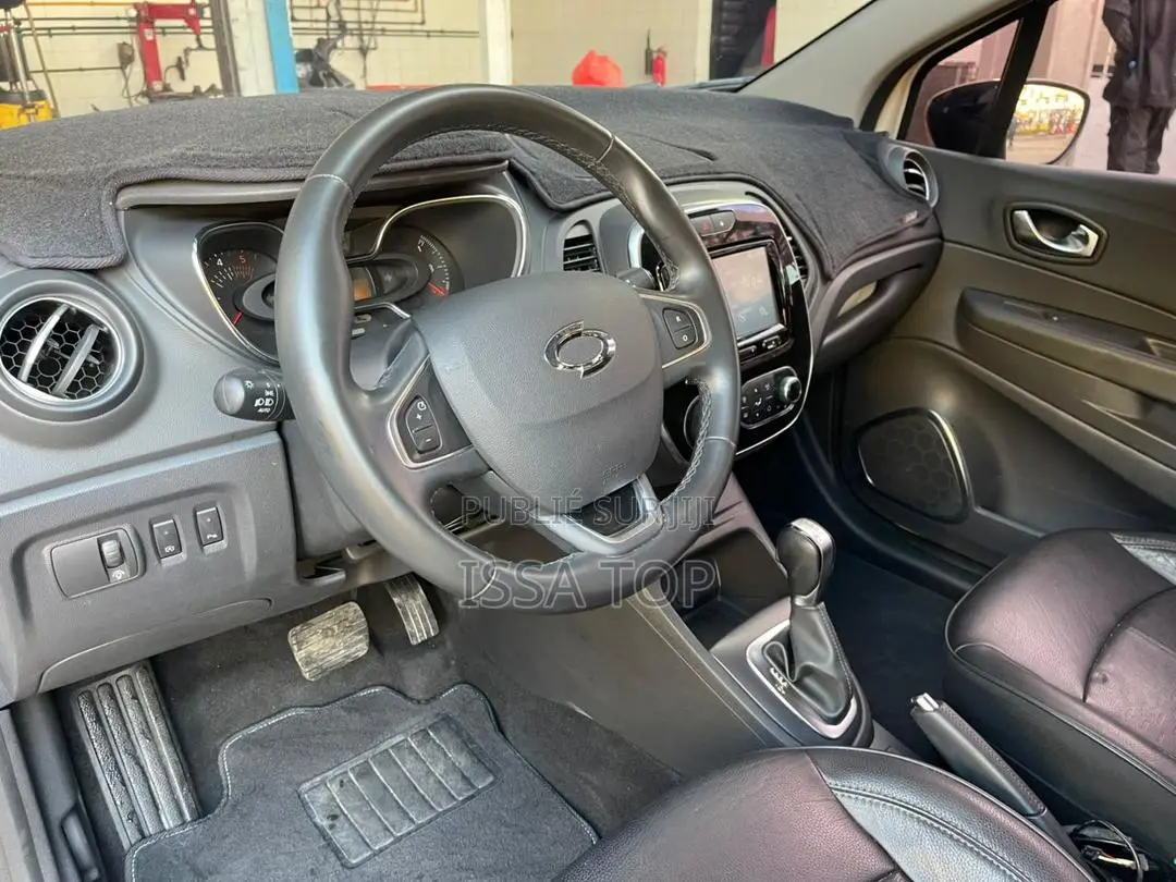 Renault Samsung QM3 1.5 Diesel FWD 2018 Beige