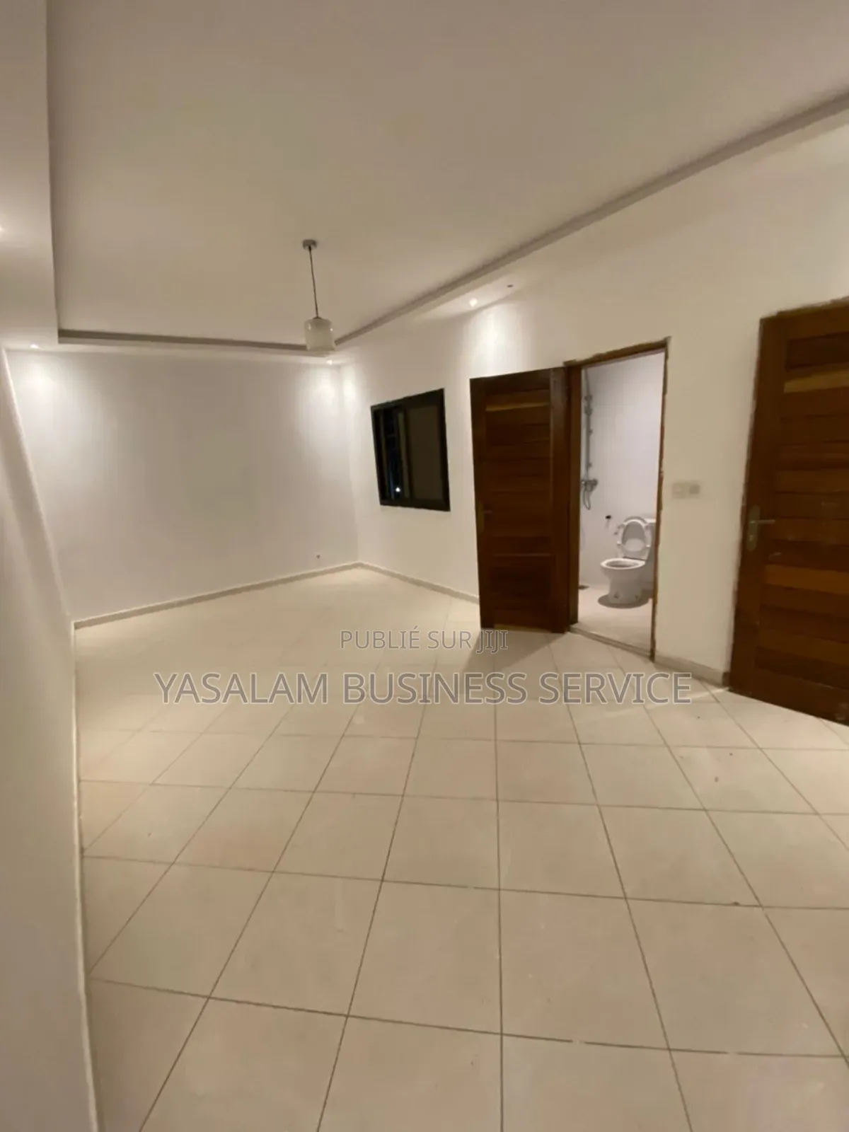 3chbre Appartement dans Yasalam Business, Mermoz Sacré-Cœur à Louer