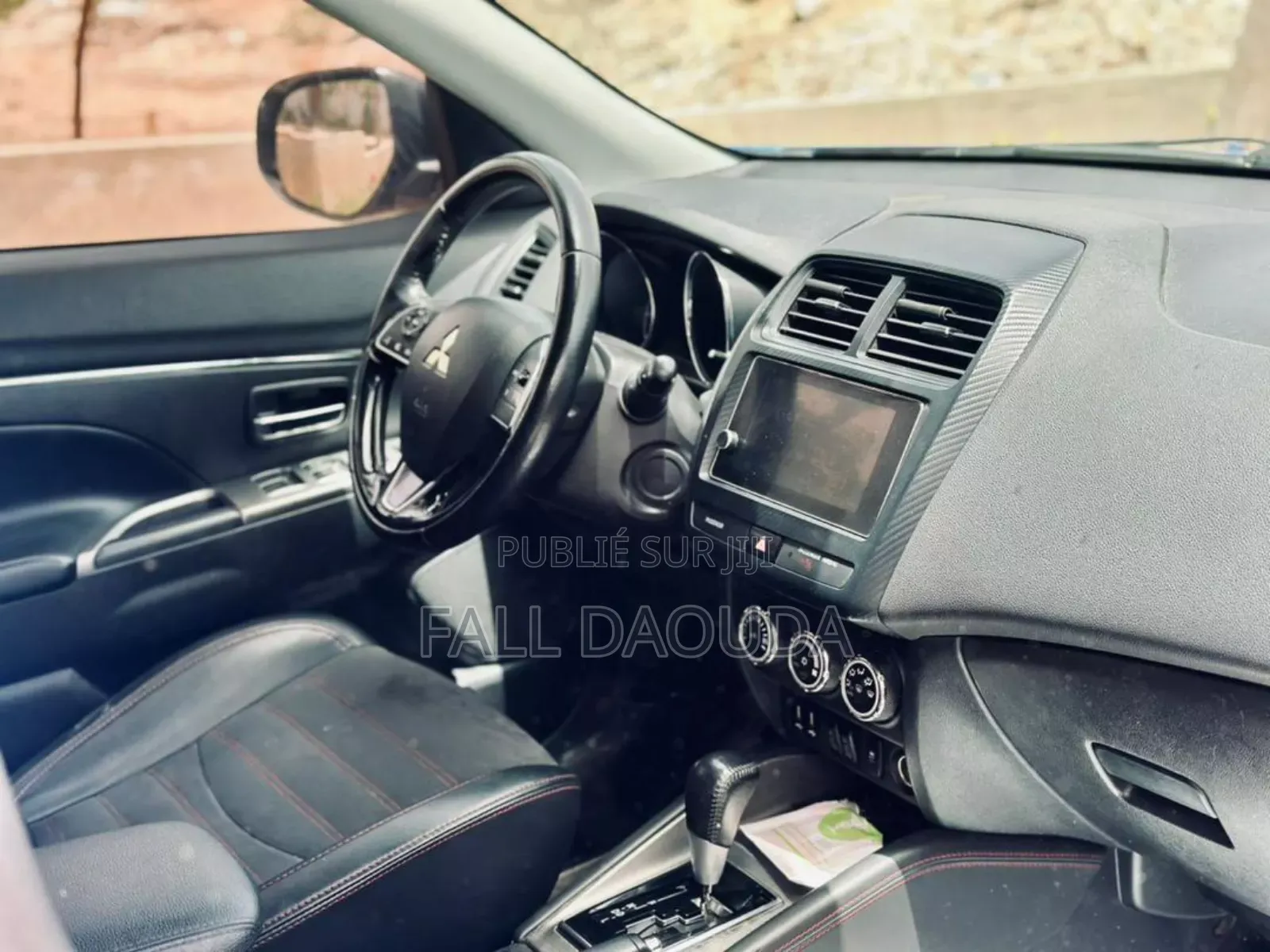 Mitsubishi Outlander 2018 Blue