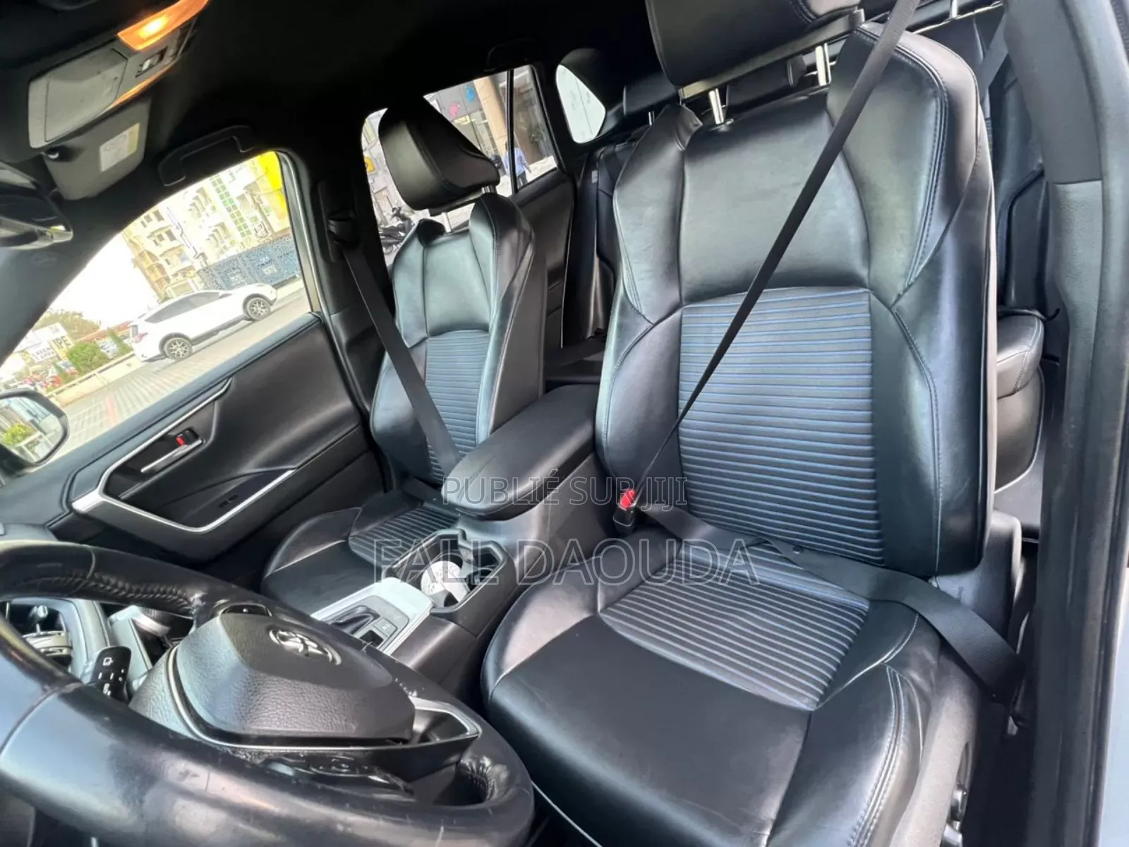 Toyota RAV4 2022 Gris