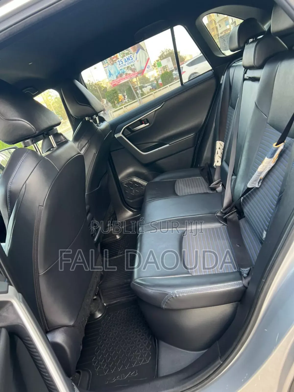 Toyota RAV4 2022 Gris