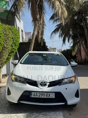 Toyota Auris 2016 Blanc