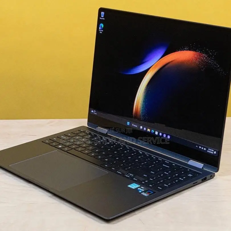 New Samsung Galaxy Book5 Pro 16GB Intel Core Ultra 7 SSD 512GB