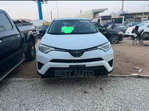 Toyota RAV4 2018 Blanc