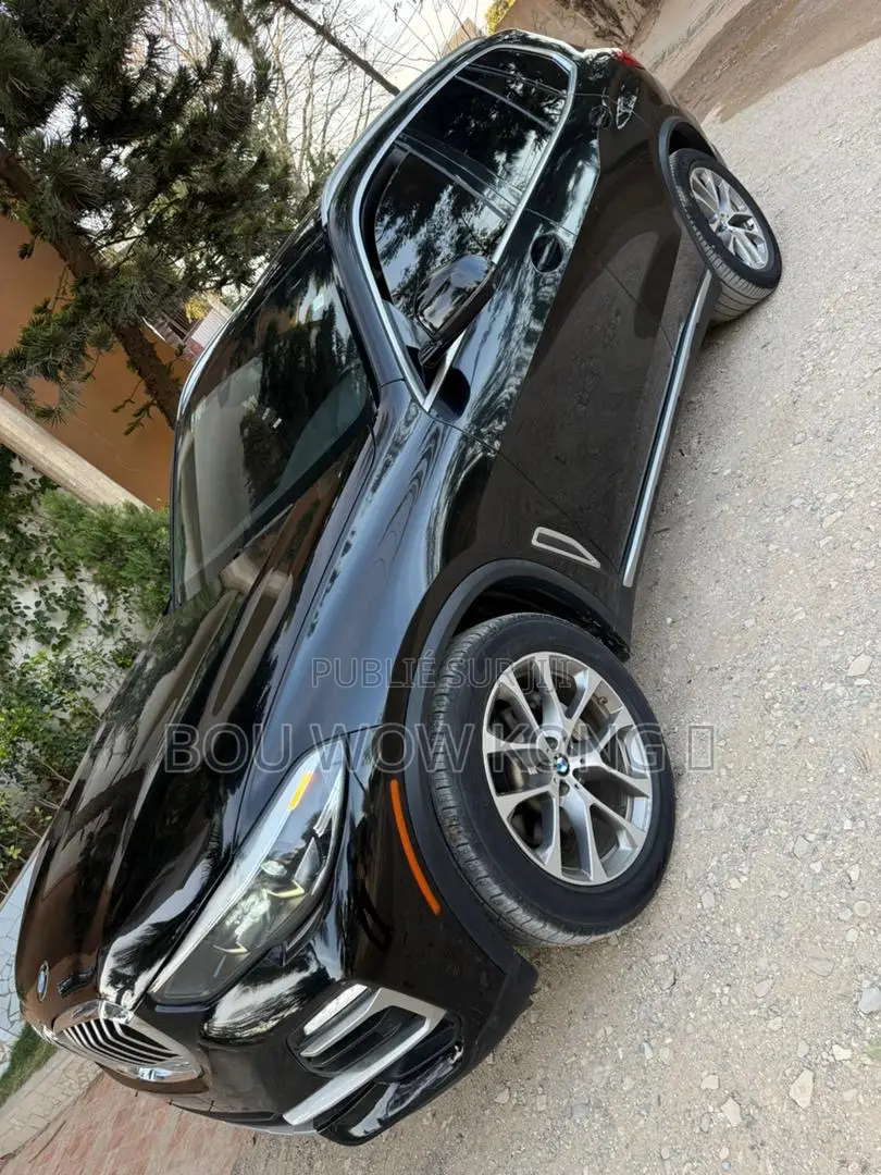 BMW X5 xDrive40i AWD 2020 Noir