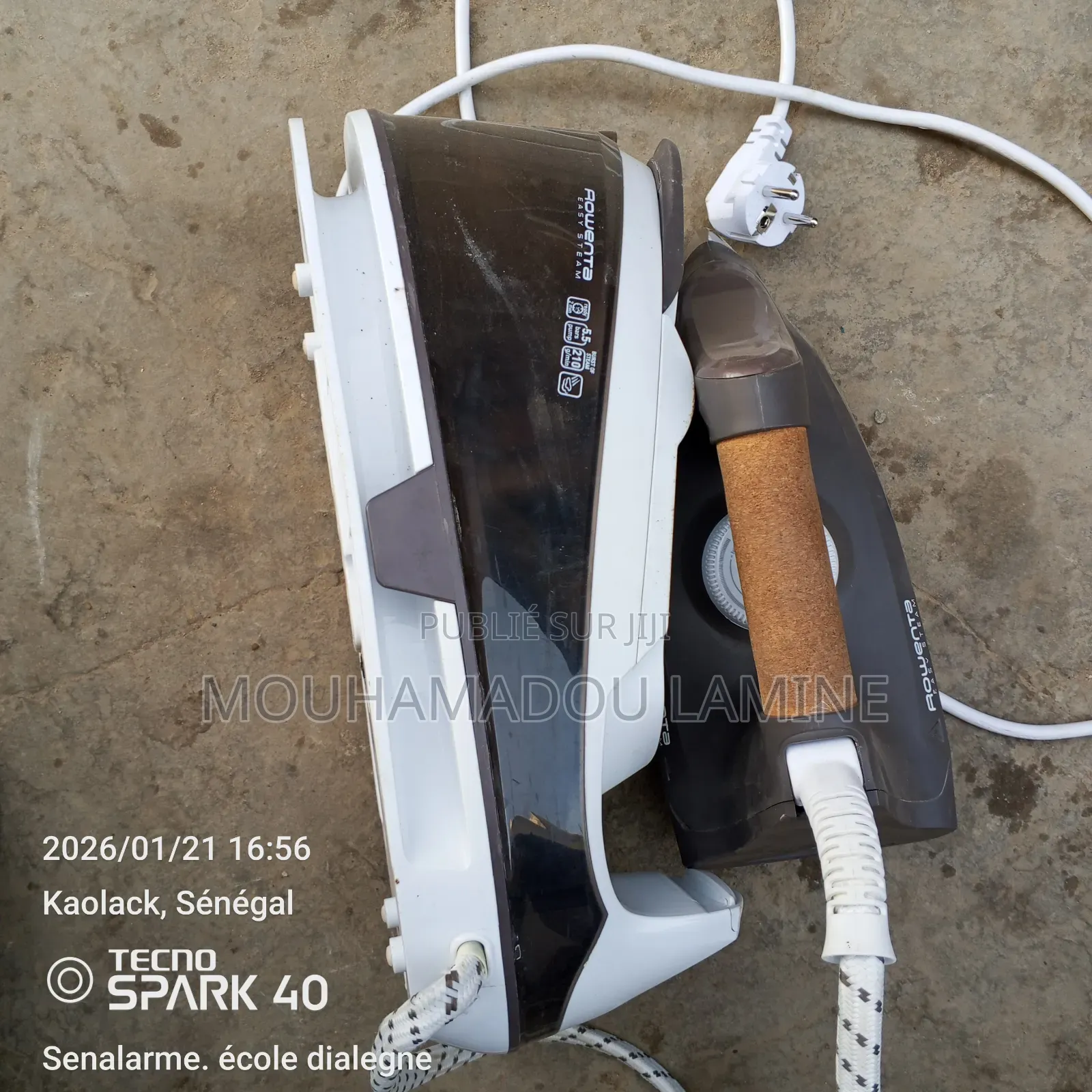 Fer a Repasser Avec Station a Vapeur