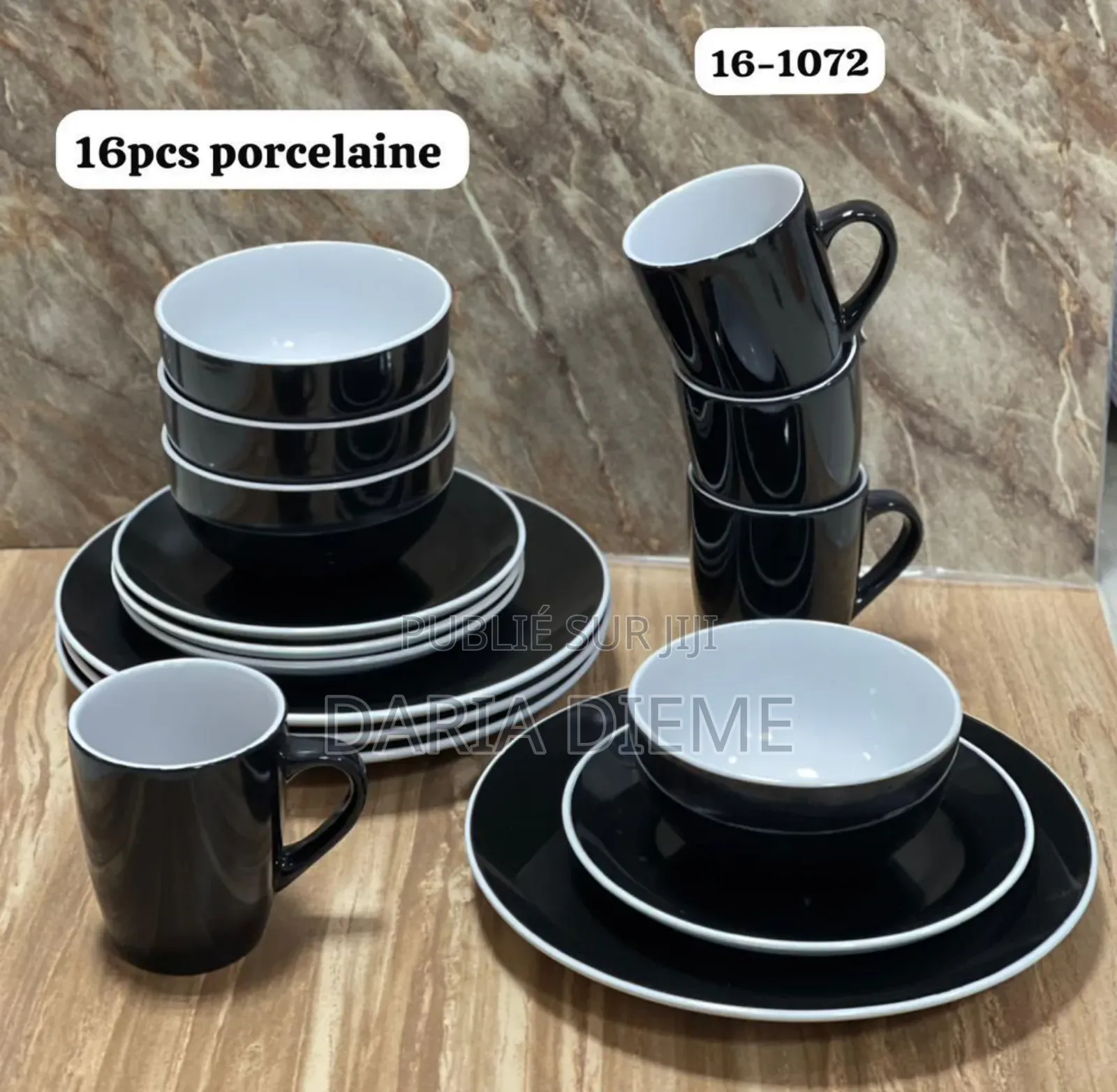 Ensemble 16 Pièces en Porcelaine