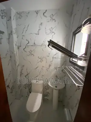 4chbre Appartement dans Appartement F4, Ouakam à Louer