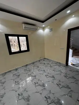 4chbre Appartement dans Appartement F4, Ouakam à Louer