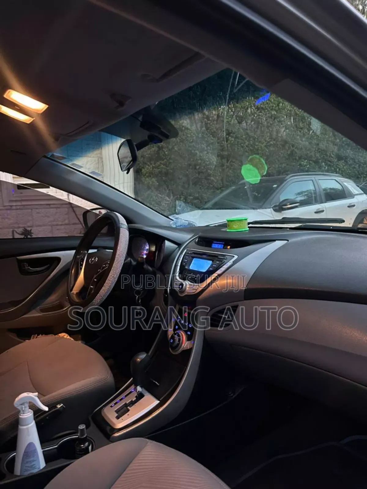 Hyundai Elantra GLS Sedan FWD (1.8L 4cyl 6M) 2013 Gris