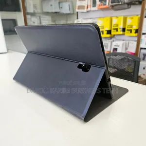 Neuf Samsung Galaxy Tab A 10.1 (2019) 32 GB