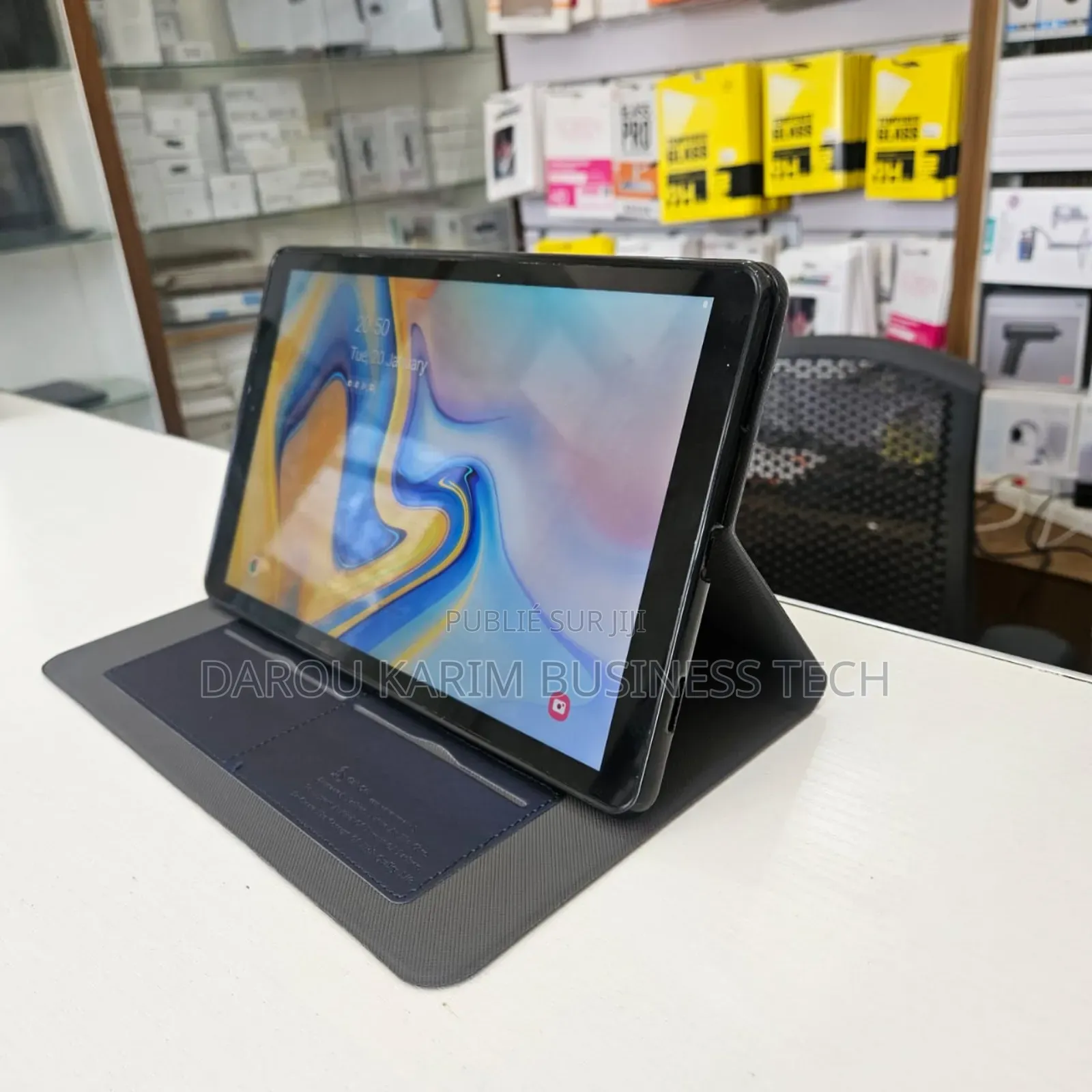 Neuf Samsung Galaxy Tab A 10.1 (2019) 32 GB